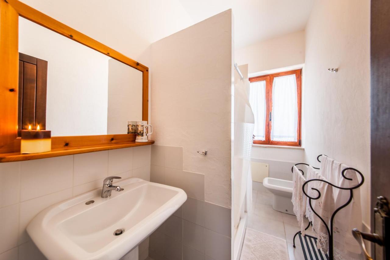 카스텔사르도 La Casa Di Mannazzotta 1 B&B 외부 사진